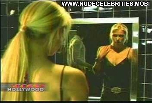 Anna Kournikova Access Hollywood Magazine Sexy Scene Slender