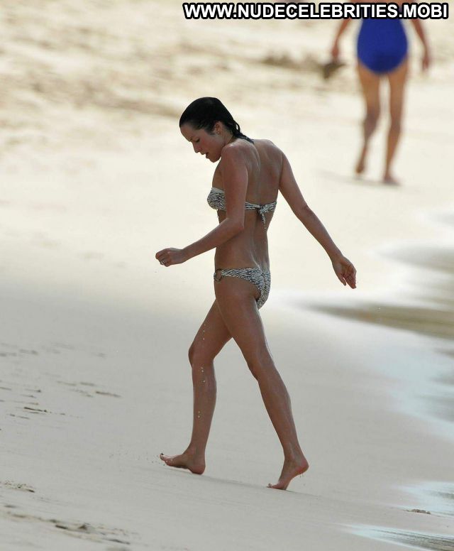 Andrea Corr Celebrity Brunette Posing Hot Babe Nude Cute Hot Singer