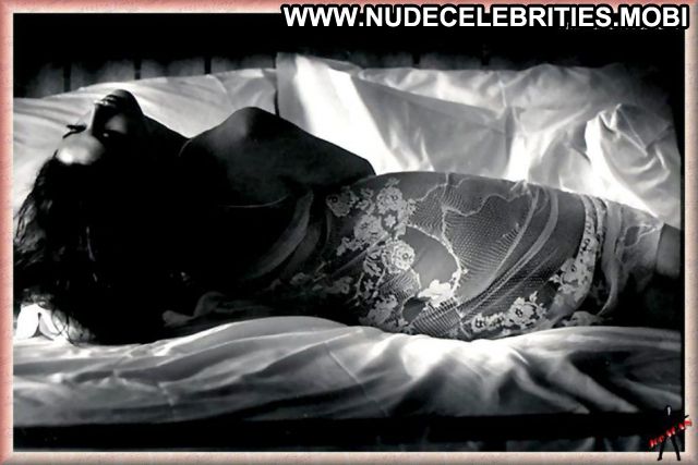 Francesca Rettondini Babe Brown Hair Celebrity Nude Sexy Posing Hot Francesca Rettondini Babe Brown Hair Celebrity Nude Sexy Posing Hot