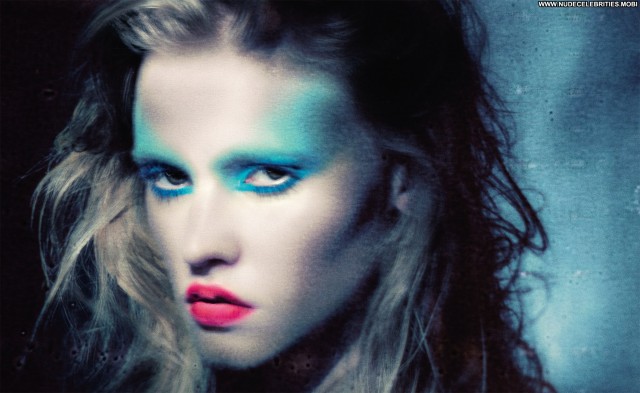 Lara Stone M Le Monde November Celebrity Posing Hot Hd Doll Hot Cute
