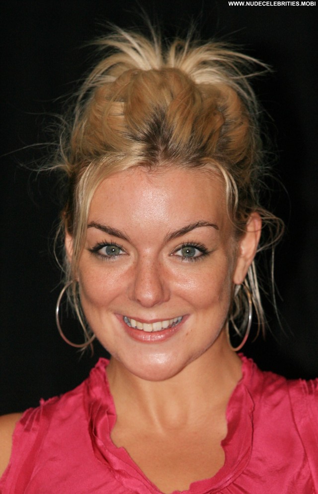 Sheridan Smith Legally Blonde Blonde Babe Beautiful Posing Hot