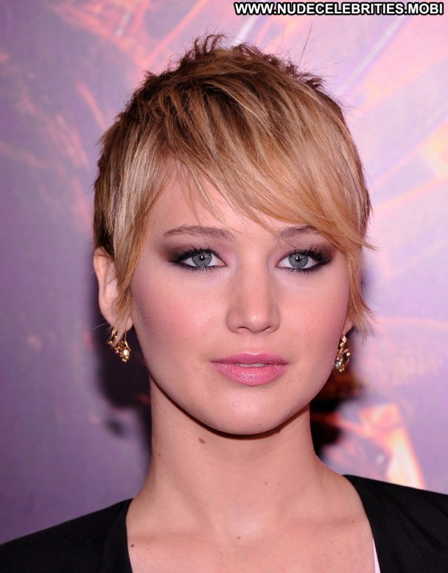 Jennifer Lawrence The Hunger Games High Resolution Beautiful