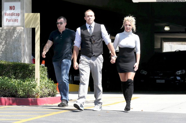 Britney Spears Boyfriend Beautiful High Resolution Church Celebrity
