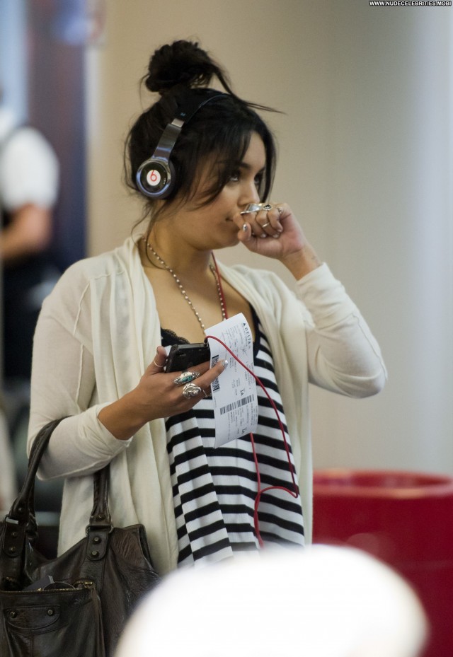 Vanessa Hudgens Los Angeles Beautiful Celebrity High Resolution Los