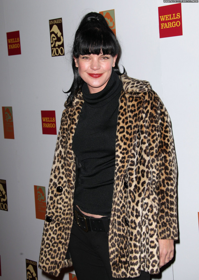 Pauley Perrette Celebrity Babe Posing Hot High Resolution Beautiful