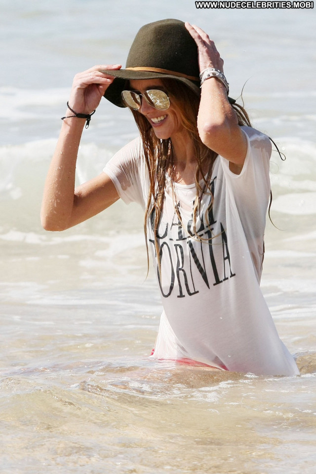 Sharni Vinson No Source Beach Beautiful Posing Hot Babe