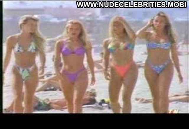 Kelly Packard Baywatch Bikini Nude Scene Hd Doll Actress Famous Hot