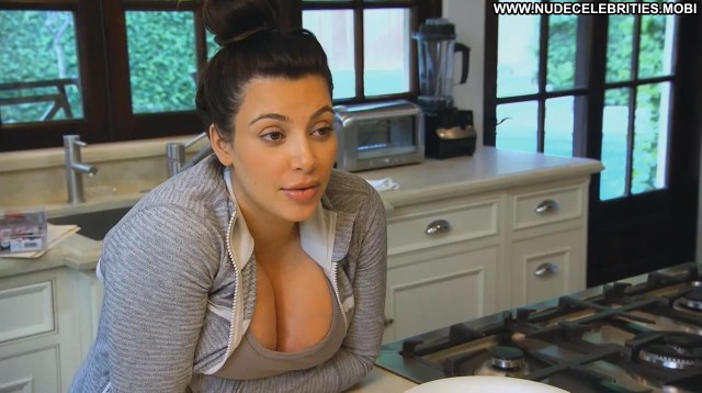 Kim Kardashian Keeping Up With The Kardashians Big Tits Kitchen
