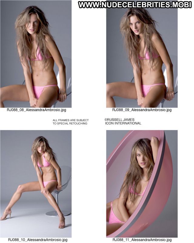 Alessandra Ambrosio No Source Posing Hot Nude Brazil Nude Scene Brown