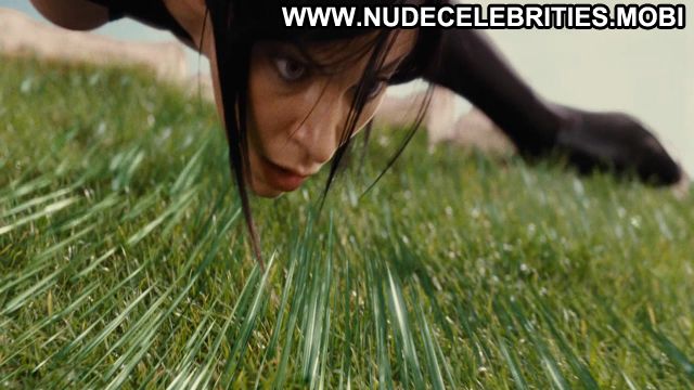 Charlize Theron Aeon Flux Flexible Positions Sexy Dress Sexy