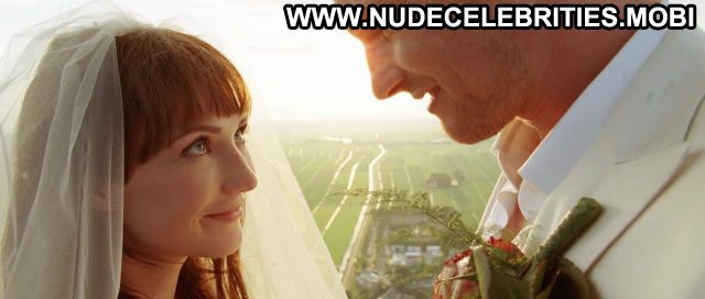 Carice Van Houten Komt Een Vrouw Bij De Dokter Bride Redhead