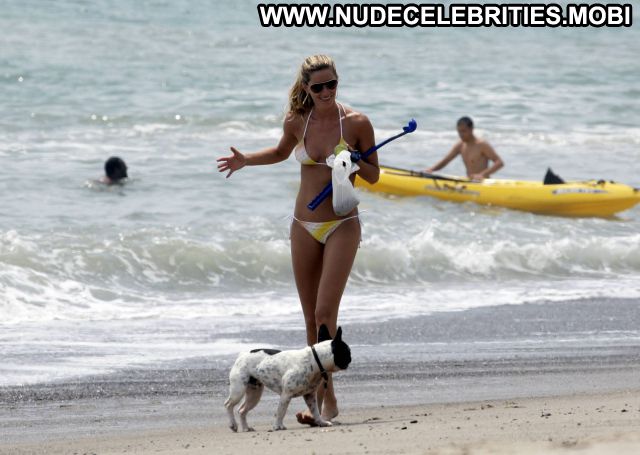 Gisele Bundchen No Source Posing Hot Hot Celebrity Celebrity Nude