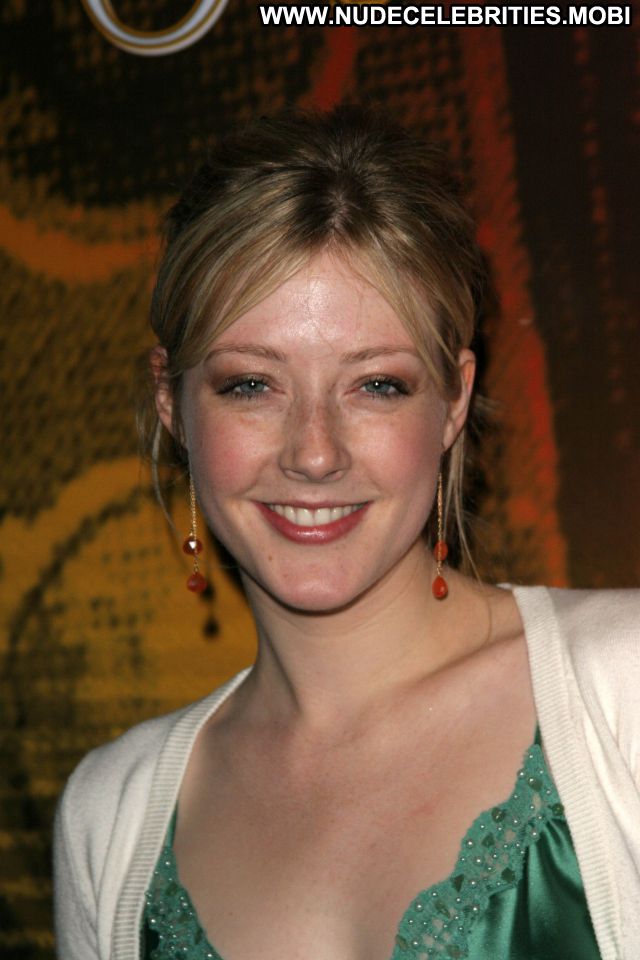 Jennifer Finnigan Blonde Blue Eyes Posing Hot Nude Scene Blonde Cute