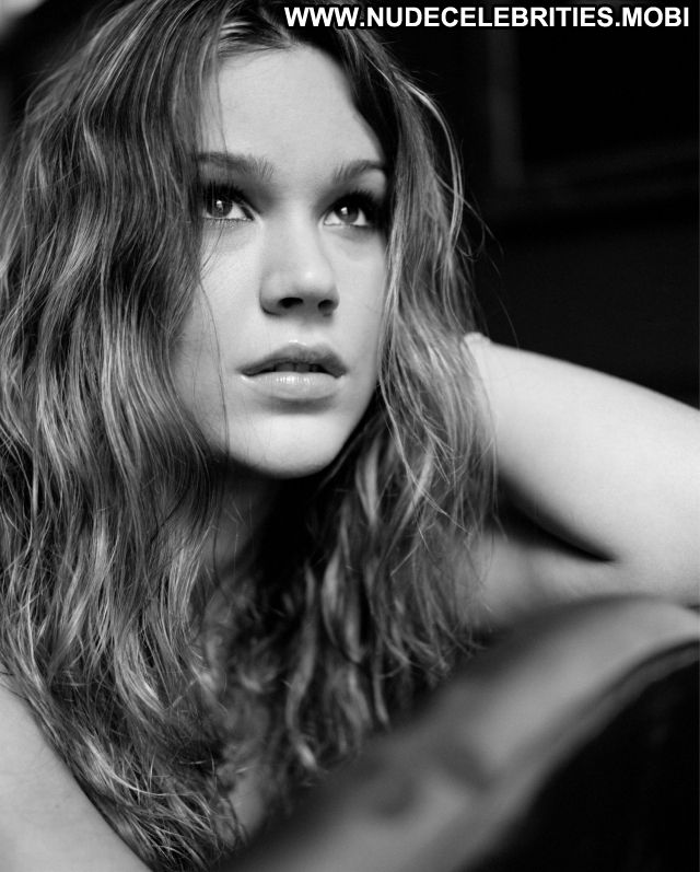 Joss Stone No Source Posing Hot Babe Hot Cute Celebrity Sexy