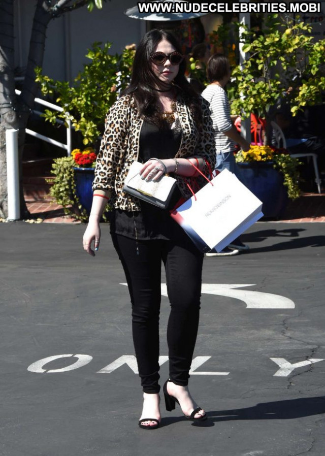 Michelle Trachtenberg Fred Segal Celebrity Paparazzi Posing Hot Babe