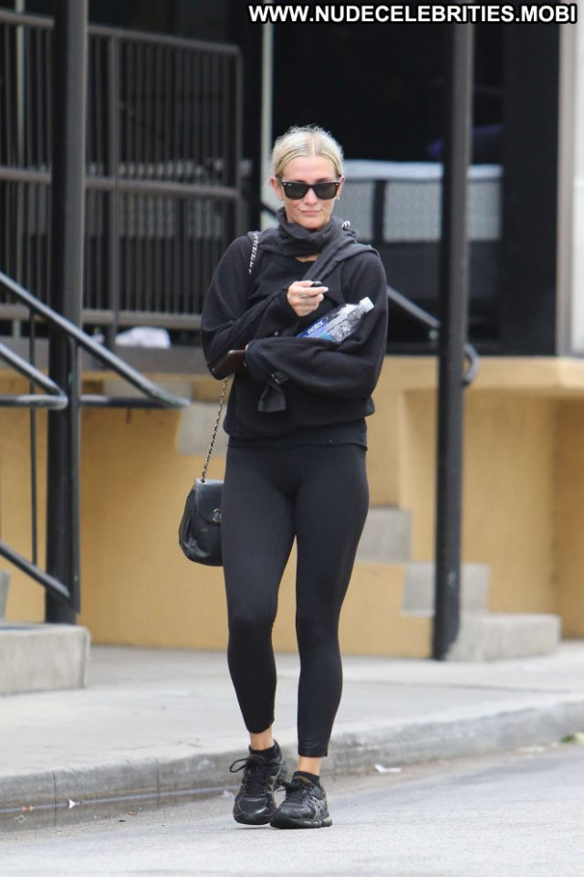 Ashlee Simpson Studio City Celebrity Beautiful Babe Gym Paparazzi