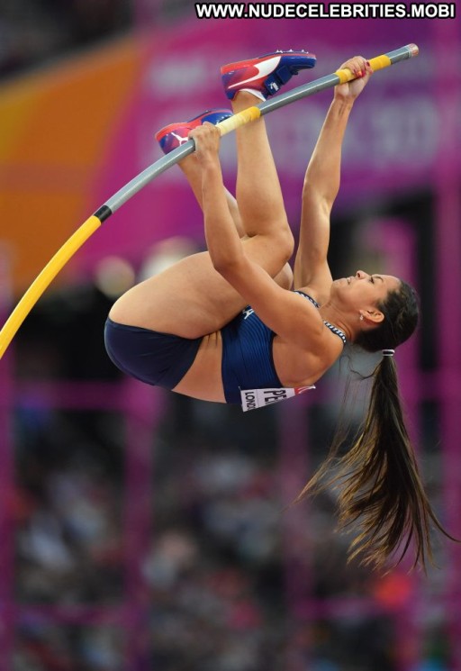 Robeilys Peinado London Babe Straight Posing Hot Celebrity Beautiful Paparazzi