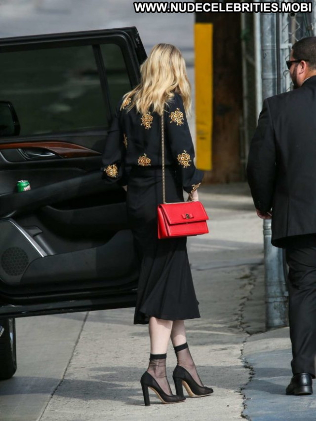 Kirsten Dunst Jimmy Kimmel Live Posing Hot Paparazzi Beautiful Babe