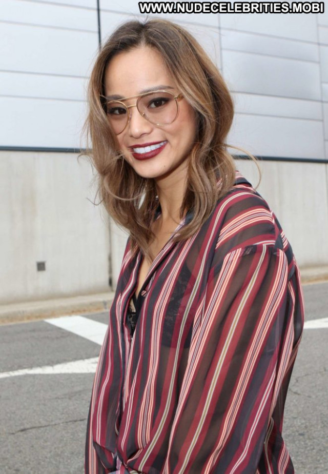 Jamie Chung New York New York Posing Hot Celebrity Babe Paparazzi