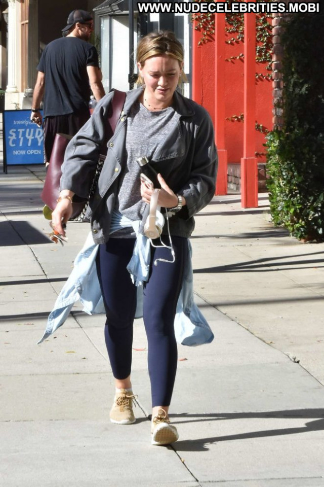 Hilary Duff Studio City Celebrity Paparazzi Babe Gym Beautiful Posing