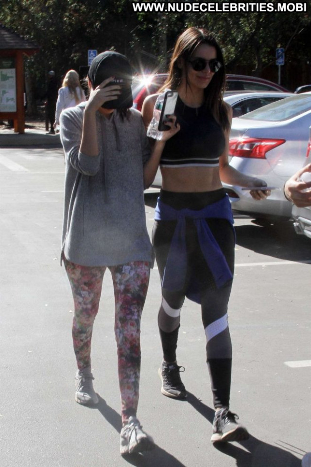 Victoria Justice Studio City Babe Park Paparazzi Celebrity Posing Hot