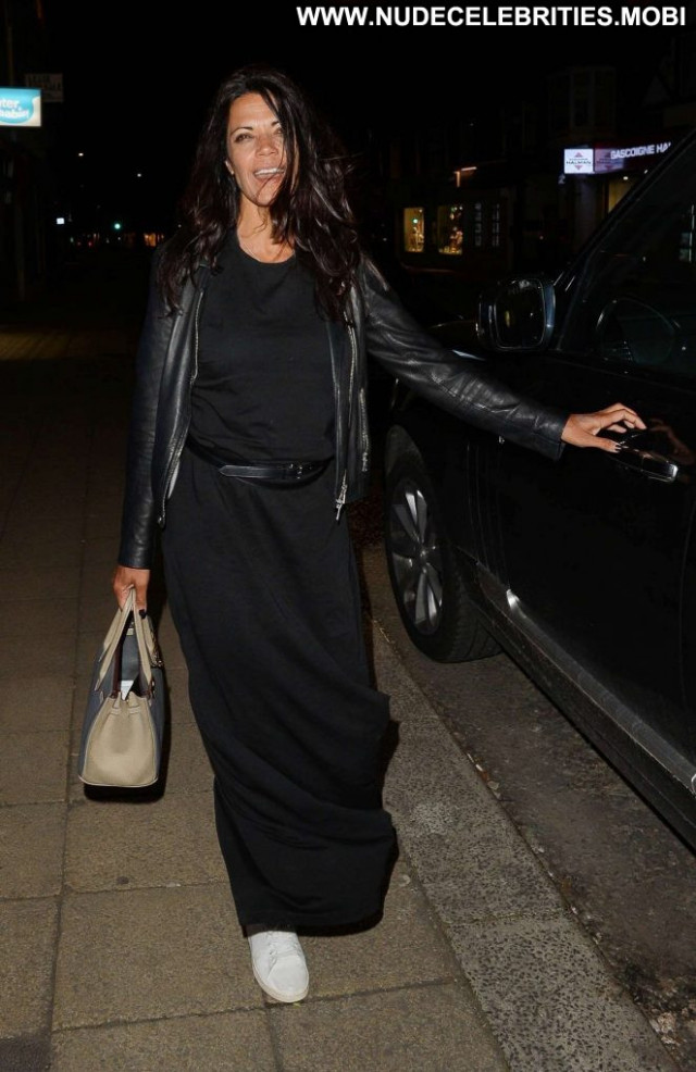 Jenny Powell No Source Black Celebrity Posing Hot Paparazzi Babe