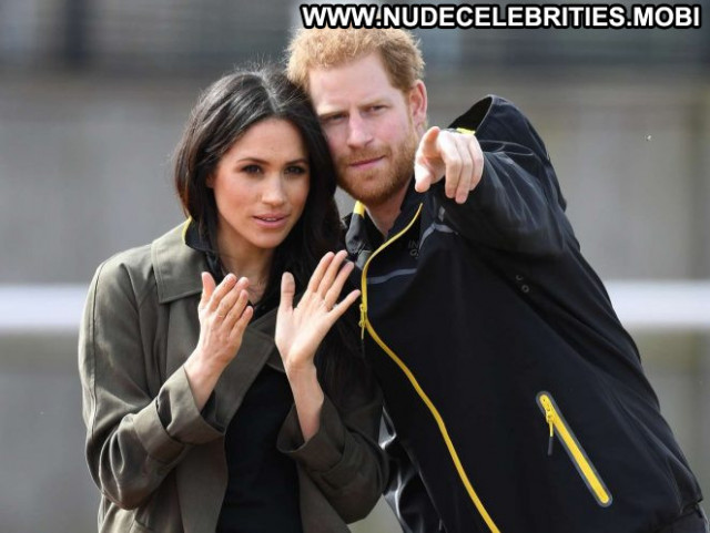 Meghan Markle No Source Paparazzi Celebrity Babe Uk Beautiful Posing