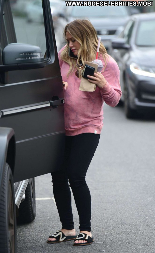 Hilary Duff Los Angeles  Beautiful Celebrity Posing Hot Babe Los
