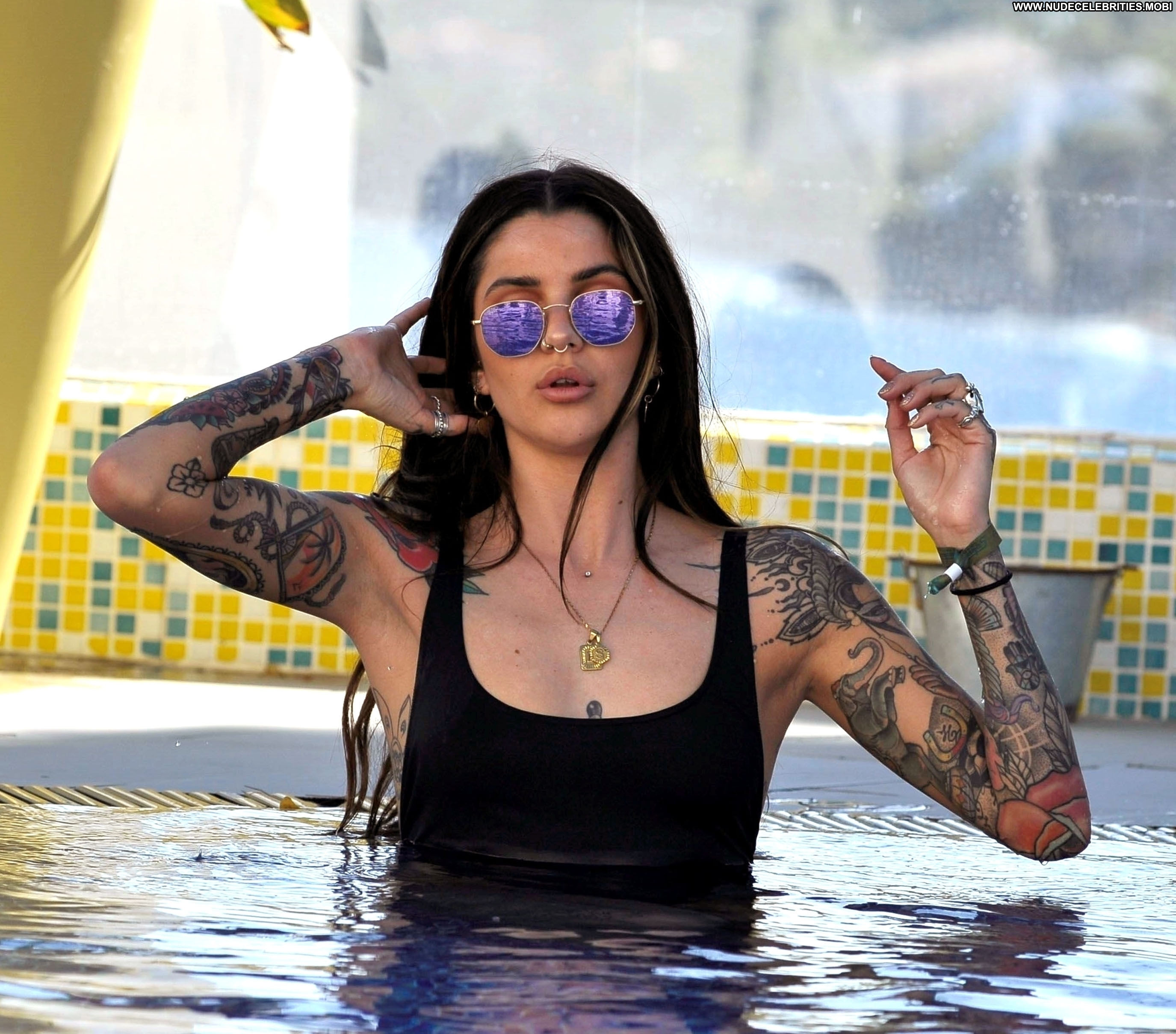Replies The Pool Celebrity Beautiful Babe Posing Hot Tattoo Pool Sexy Spa Hot Videos Ibiza Sex