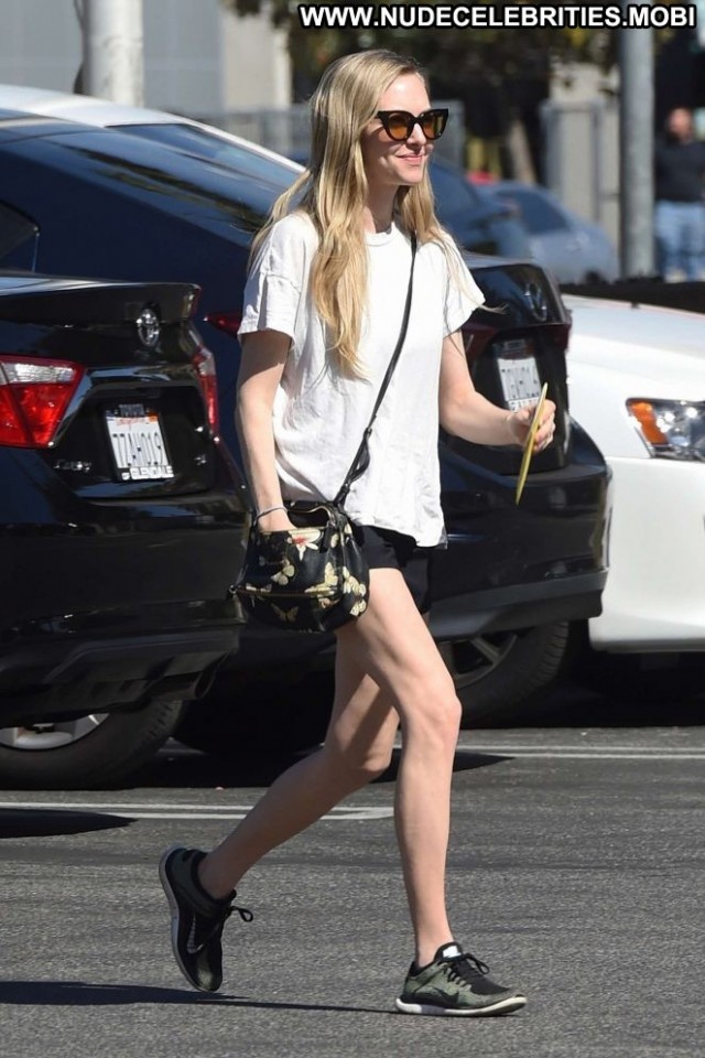 Amanda Seyfried Los Angeles Celebrity Beautiful Babe Angel Los