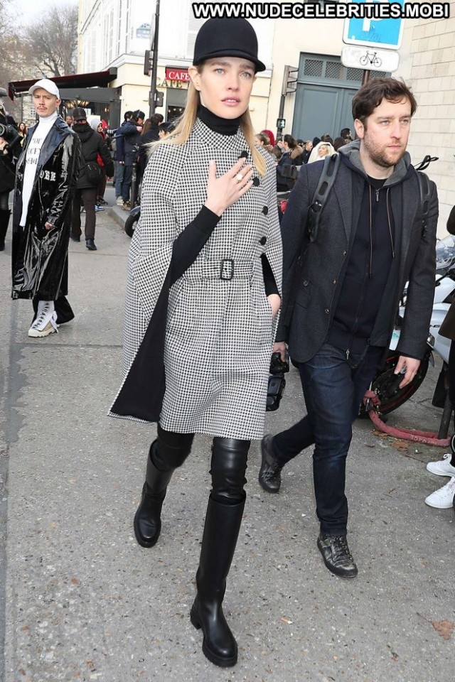 Natalia Vodianova Winter Paris Posing Hot Celebrity Babe