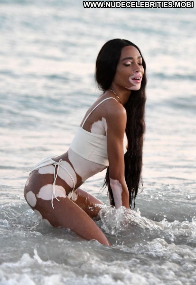 Winnie Harlow The Beach  Posing Hot Babe Beach Photoshoot Paparazzi