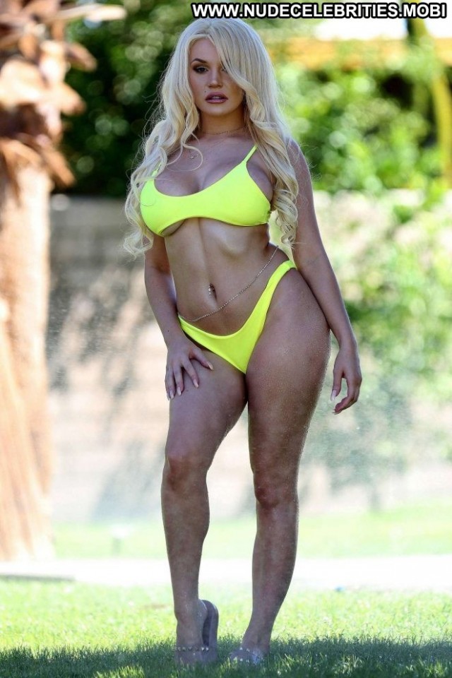 Courtney Stodden Palm Springs Posing Hot Paparazzi Pool Bikini Babe