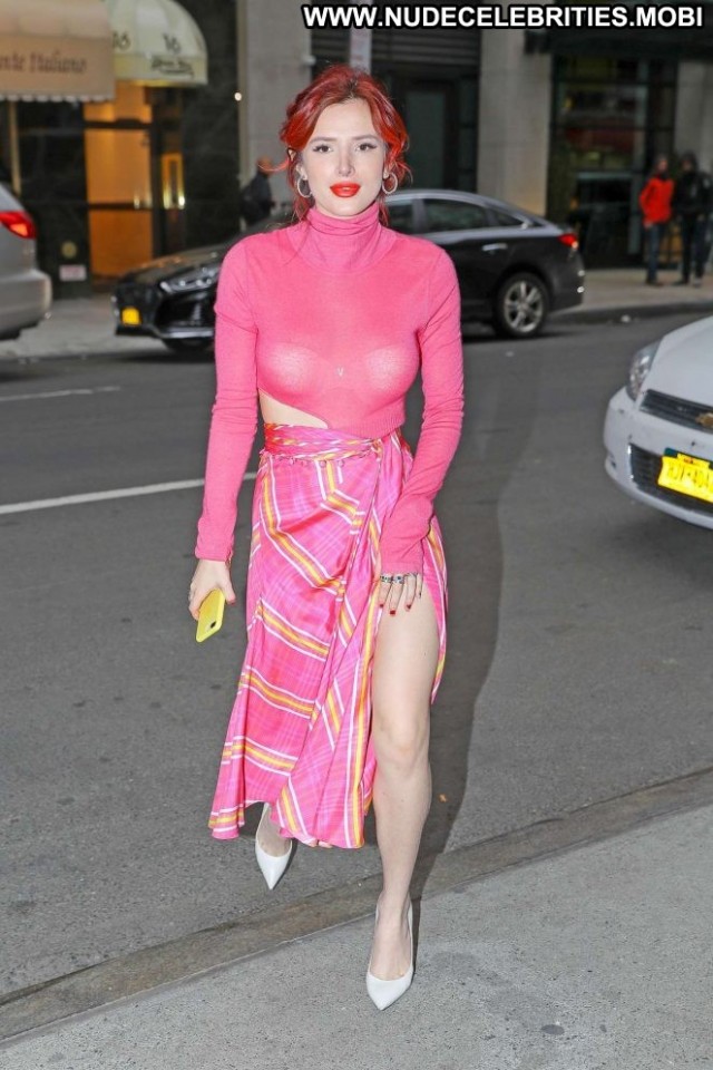 Bella Thorne The Tonight Show Posing Hot Babe Paparazzi Beautiful Nyc