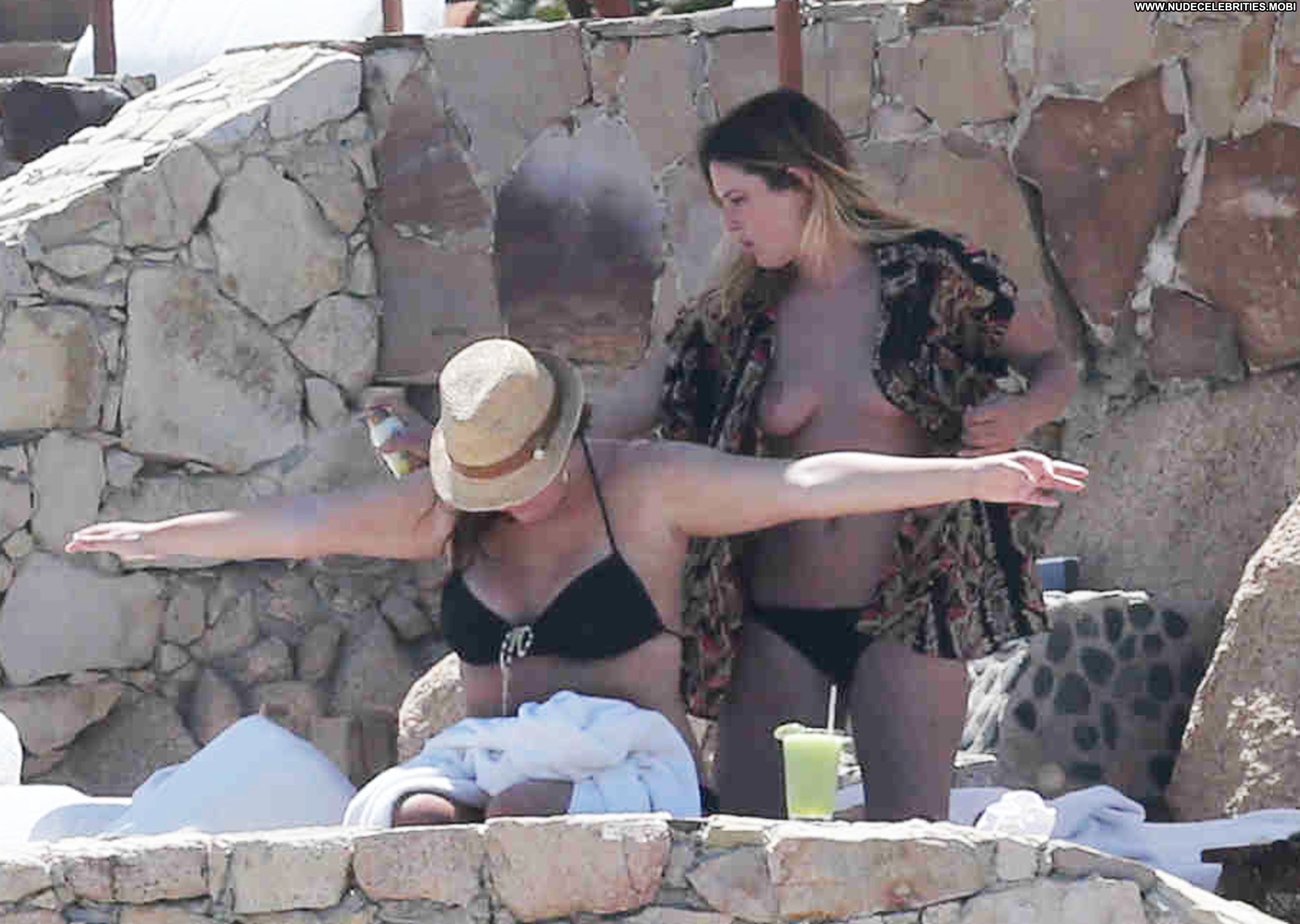 Cleavage Rumer Willis Babe Posing Hot Celebrity Topless Beautiful.