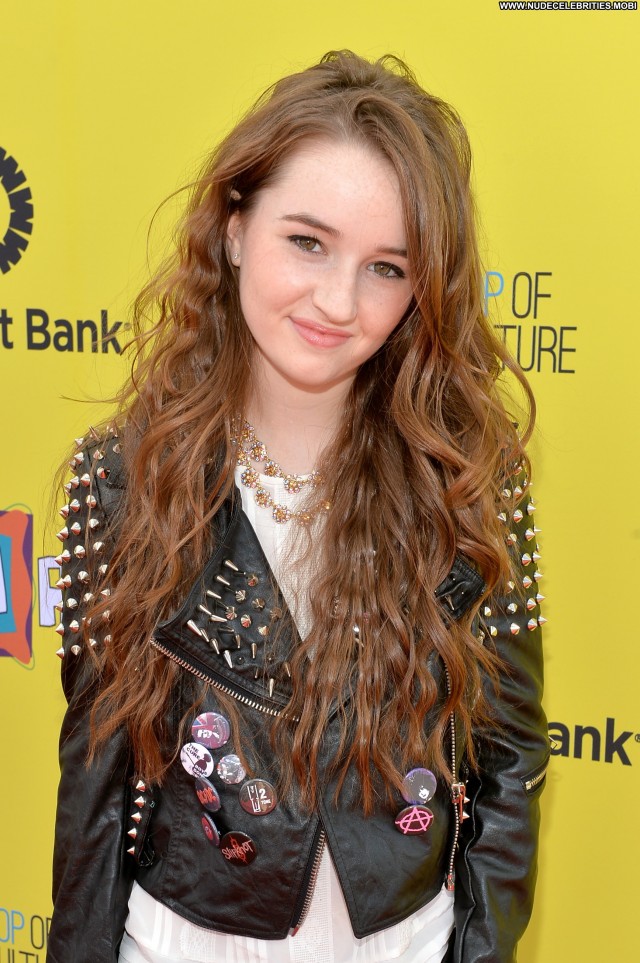 Kaitlyn Dever No Source High Resolution Beautiful Celebrity Posing