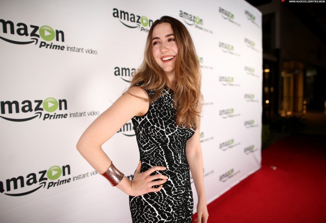 Madeline Zima Alpha House Celebrity Hollywood Babe Posing Hot