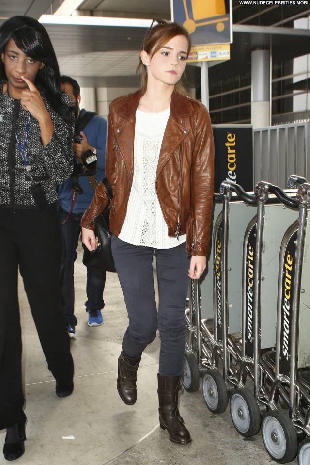 Emma Watson Lax Airport Lax Airport Posing Hot High Resolution