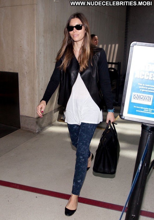 Jessica Biel Lax Airport Celebrity Babe Posing Hot Lax Airport High