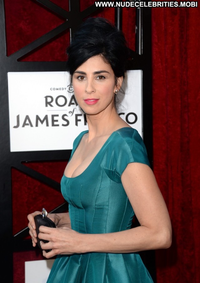 Sarah Silverman The Comedy Babe Celebrity Posing Hot High Resolution