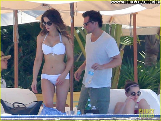 Kate Beckinsale No Source Bikini Celebrity High Resolution Posing Hot