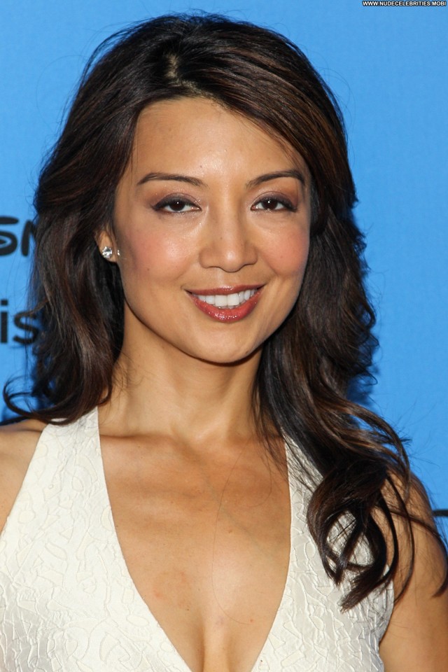 Ming Na Wen No Source Beautiful High Resolution Babe Celebrity Summer