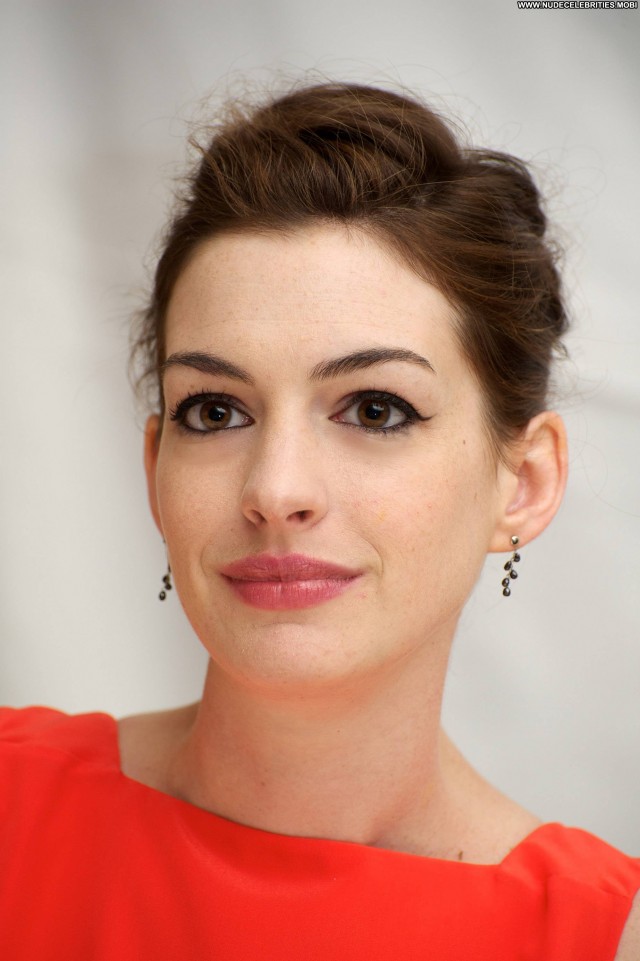 Anne Hathaway Photoshoots Celebrity Babe Posing Hot New York