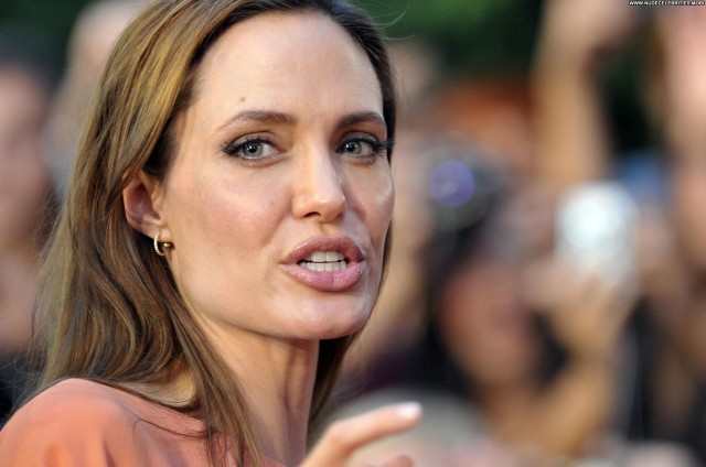 Angelina Jolie No Source  Celebrity Posing Hot High Resolution Babe