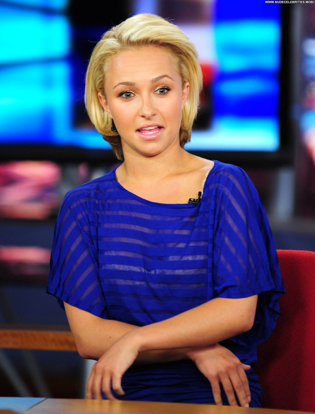 Hayden Panettiere No Source High Resolution Babe Posing Hot Beautiful