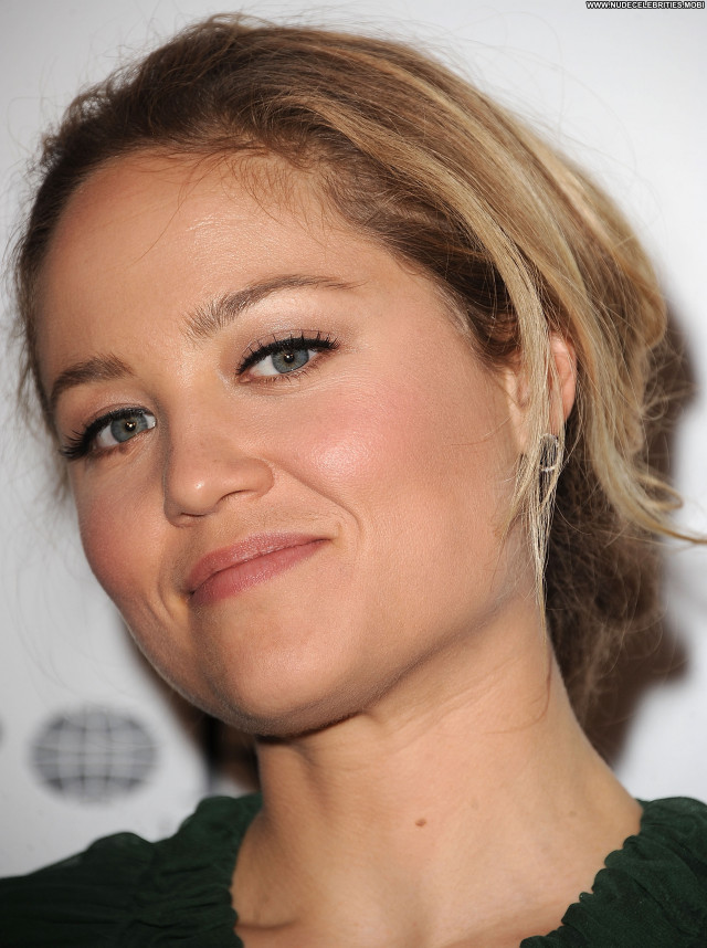 Erika Christensen Celebrity Celebrity Babe Posing Hot Beautiful Stage