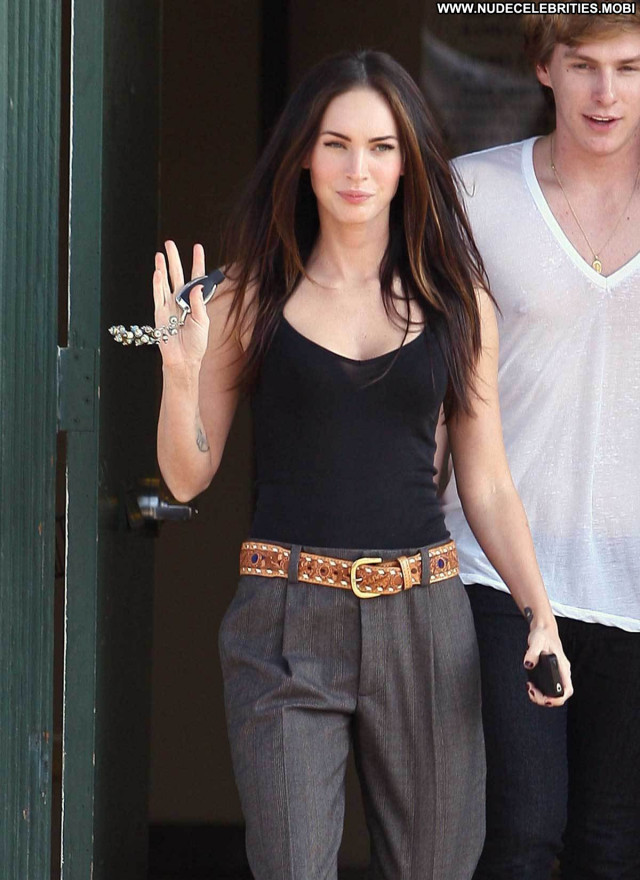 Megan Fox No Source Babe Celebrity Beautiful Shopping Hot Posing Hot