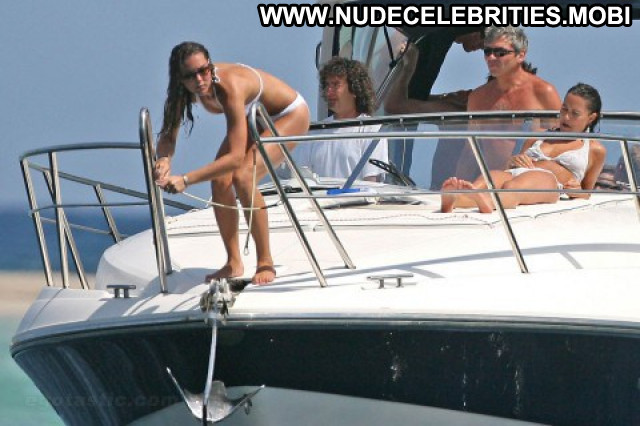 Pippa Middleton The Beginning Beautiful Celebrity Topless Posing Hot