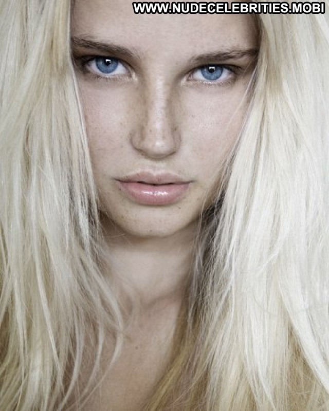 Genevieve Morton Sports Illustrated Swimsuit Online Blonde Model