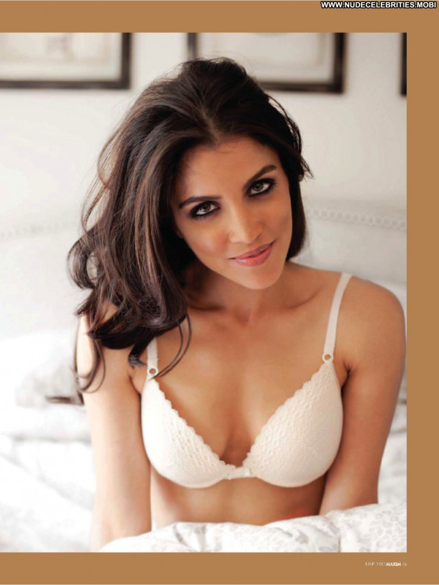 Nazneen Contractor Star Trek Celebrity India Babe Beautiful Posing Hot